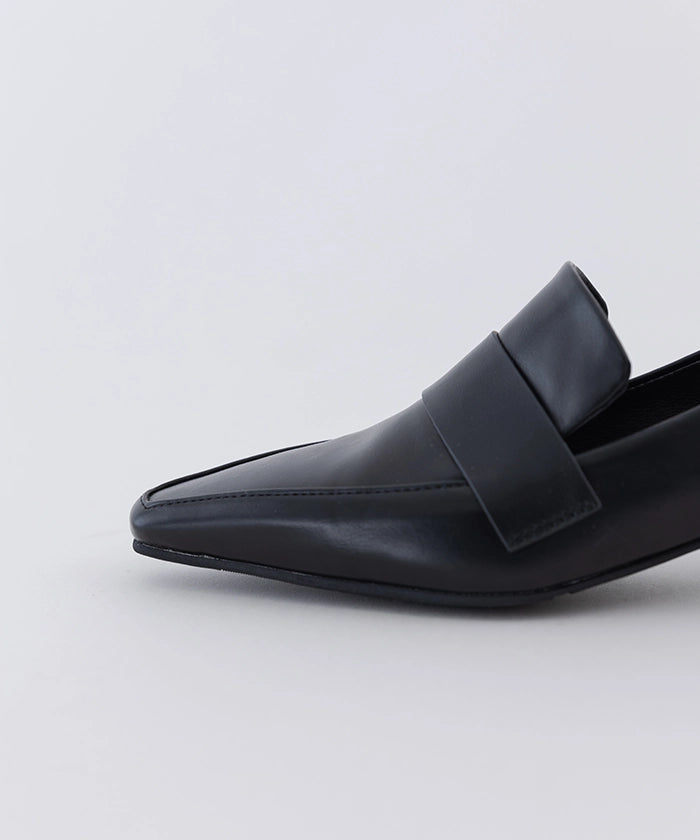 PointedToe Heel Loafer