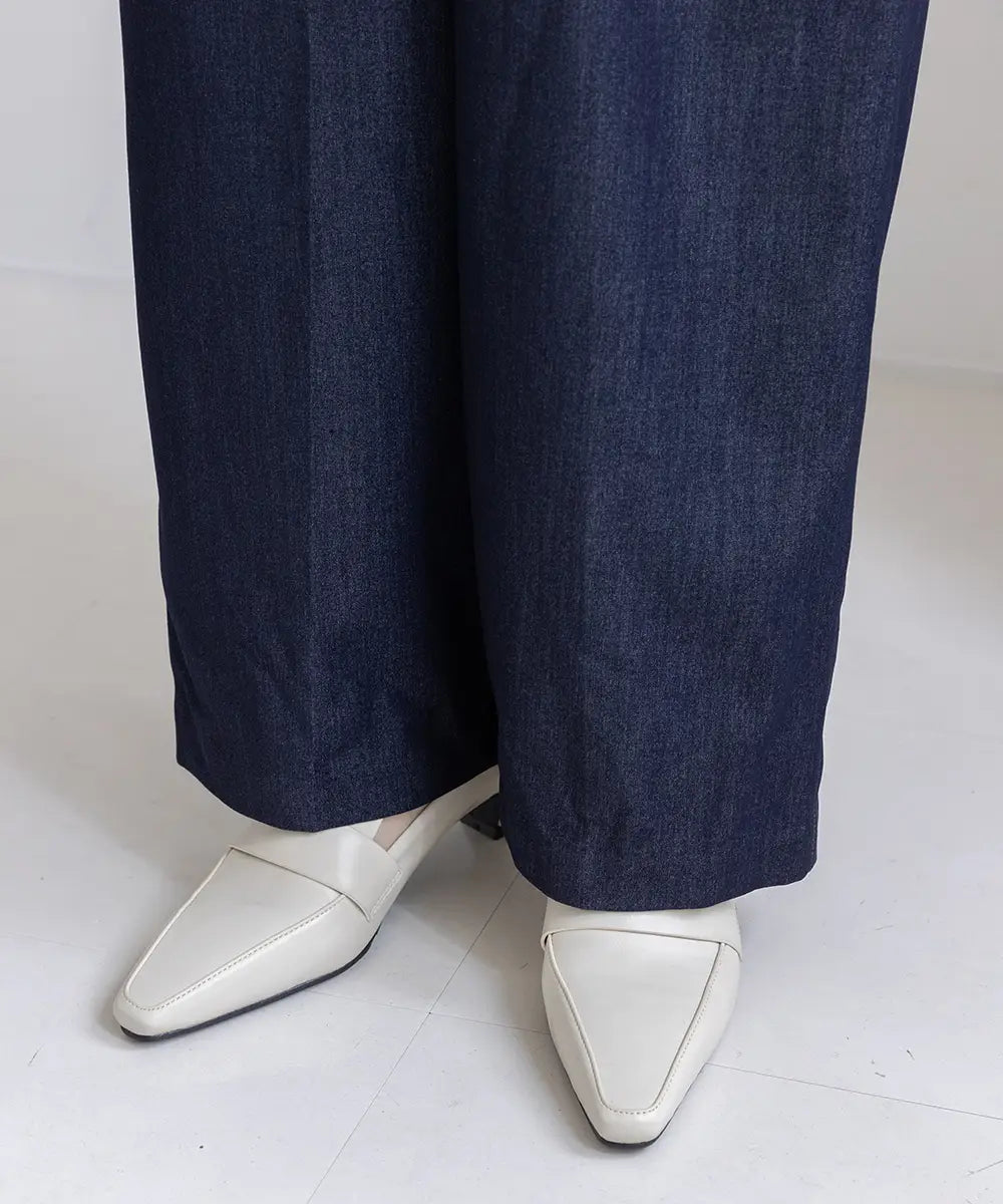 PointedToe Heel Loafer