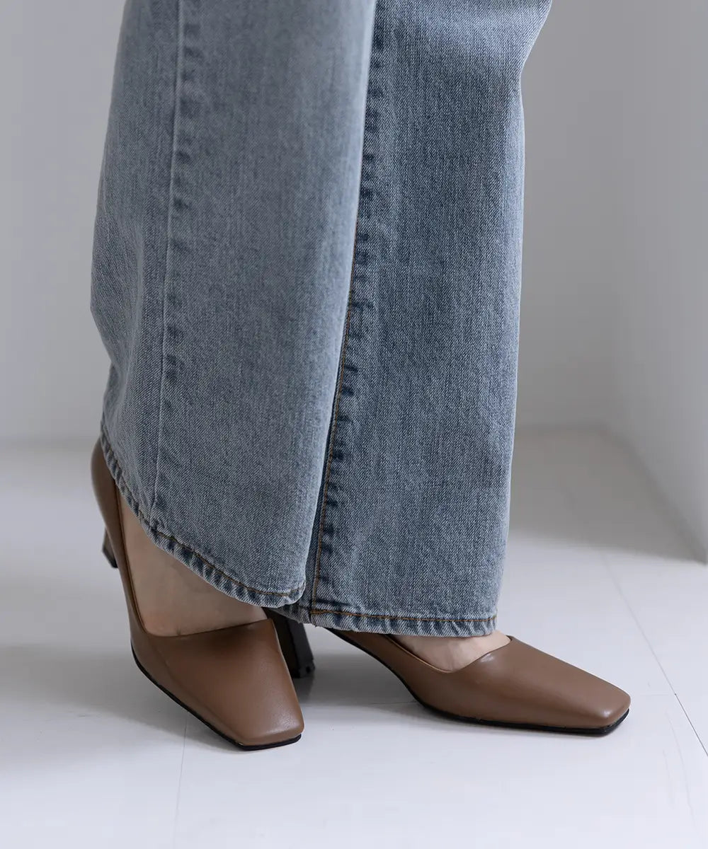 Width Square Toe Pumps