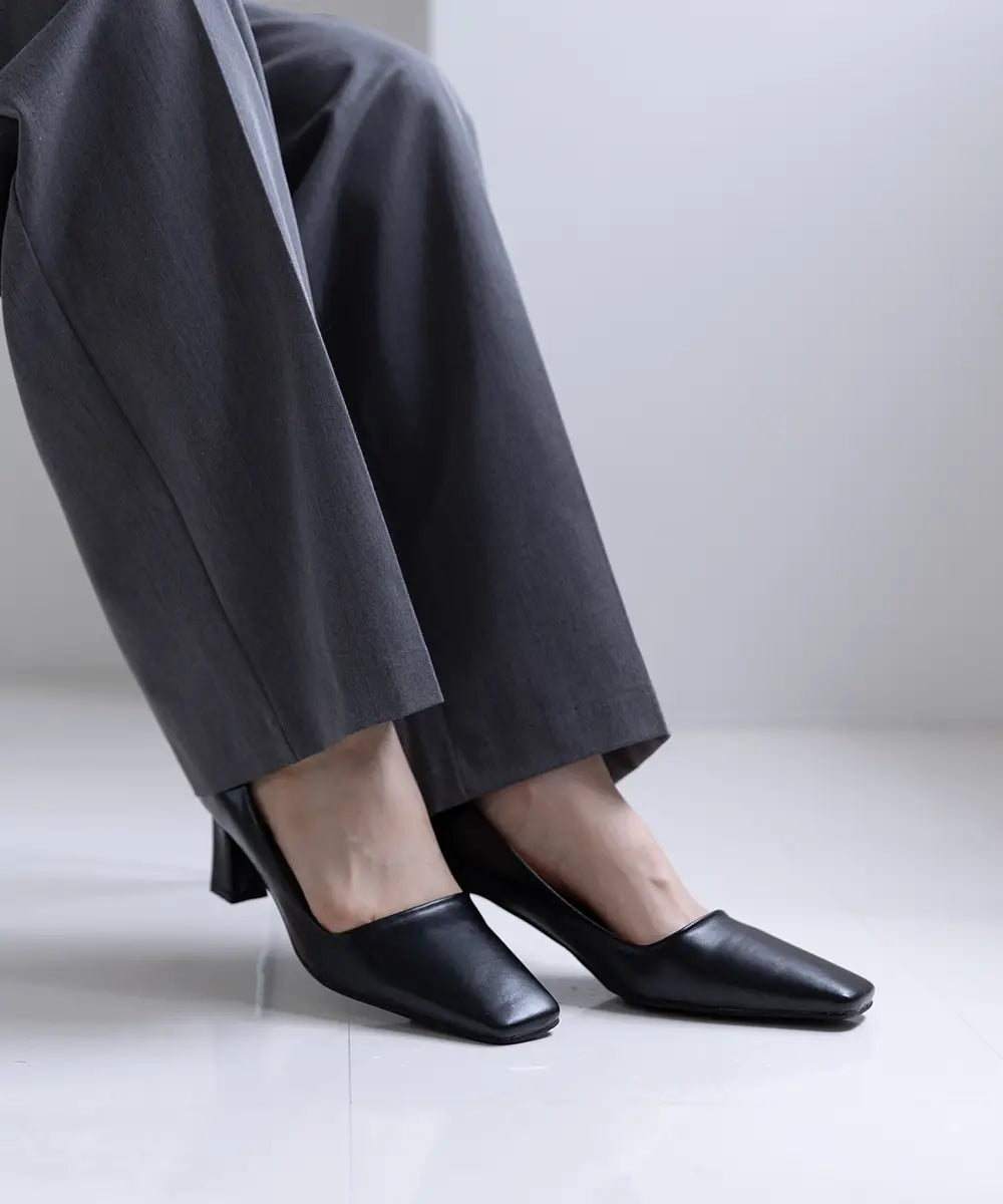 Width Square Toe Pumps