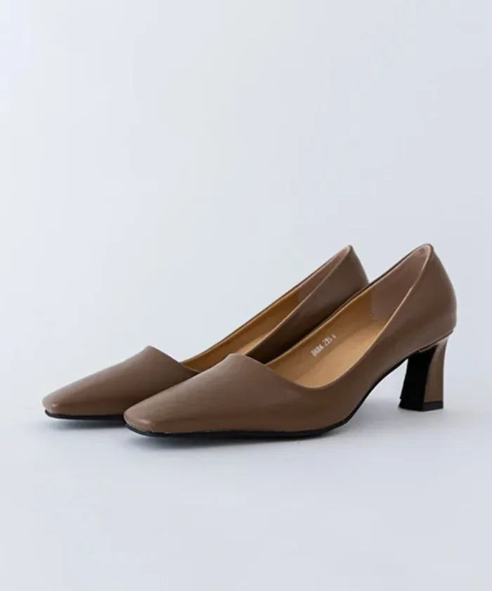Width Square Toe Pumps