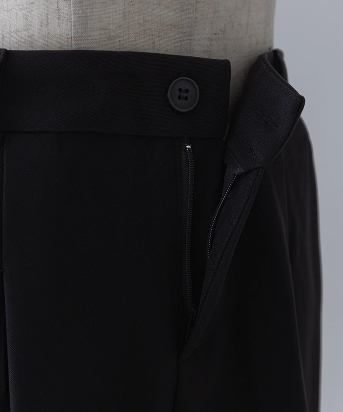 Pintuck Tapered Slacks